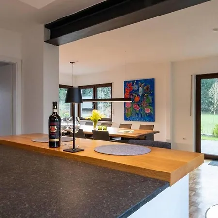 Apartment Charming 6 Bedrooms House With Mountain Views *